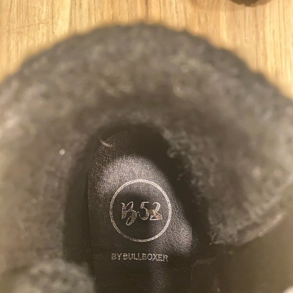 B52 by bullboxer healed booties - Picture 5 of 5